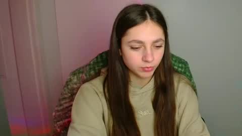 Amber online show from February 3, 8:30 am