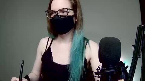 Snapshot of amber_candyfloss chatting on February 26, 2:08 am Amber non-nude model online show from February 26, 2:08 am