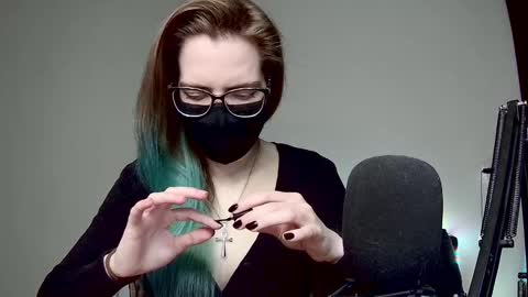 Snapshot of amber_candyfloss chatting on March 3, 12:01 am Amber non-nude model online show from March 3, 12:01 am