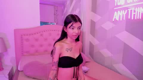amber_harriis online show from March 6, 1:06 pm