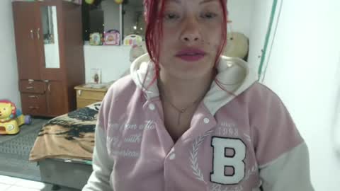 amber_squirtx online show from July 15, 2:49 am