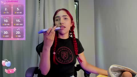 Amber Baker  online show from February 3, 12:57 pm