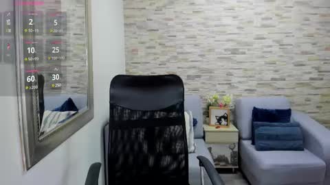 Snapshot of amberthomsonn chatting on March 7, 4:13 am Amber online show from March 7, 4:13 am
