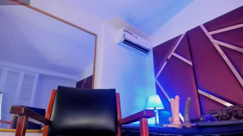 ambervegaa online show from January 17, 2:46 pm