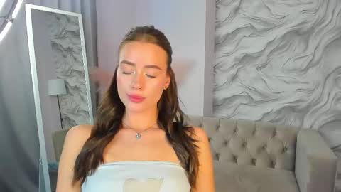 Ameli online show from September 11, 10:48 am