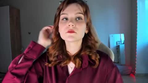 Amelia online show from June 14, 1:58 am