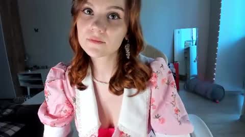 Amelia online show from June 12, 3:03 am
