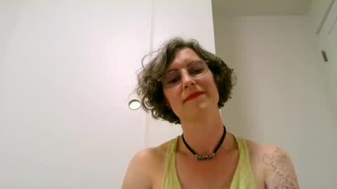 Ameliaishka online show from June 26, 4:25 am
