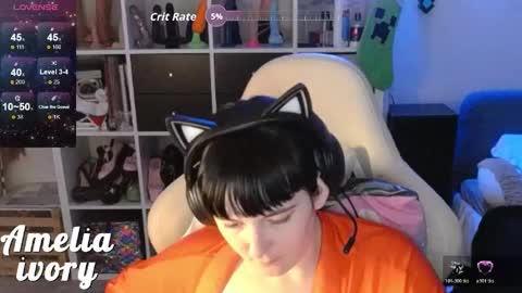 ameliaivory online show from May 2, 4:27 am