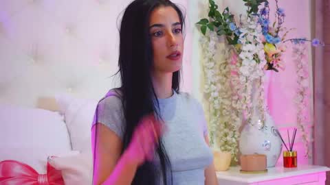 AmeliaJune online show from April 29, 9:31 pm