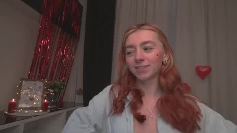 Snapshot of ameliamber0 chatting on February 14, 3:26 pm Amelia online show from February 14, 3:26 pm