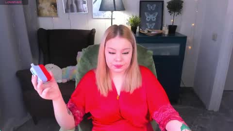 Amelia online show from May 5, 11:02 am