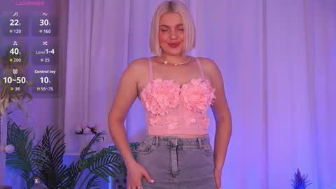  Amelia  online show from October 22, 7:02 am