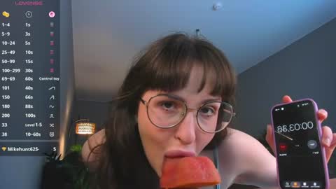 Amelie online show from July 30, 8:37 am