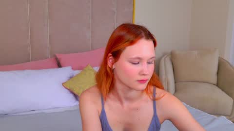 AmeliRoyse online show from July 3, 5:41 pm