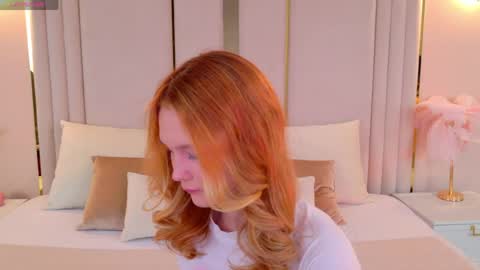 AmeliRoyse online show from May 4, 5:17 pm