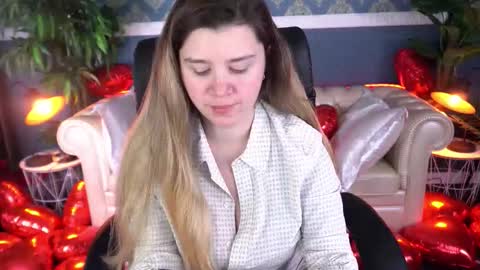 amellymillyy online show from February 16, 1:55 pm