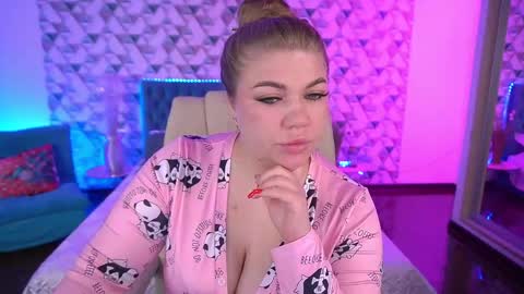 Alina online show from May 19, 1:18 pm