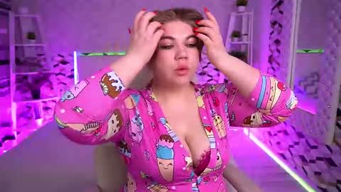 Alina online show from June 10, 1:32 pm