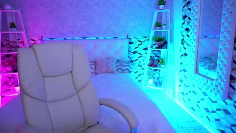 Alina online show from May 31, 6:09 pm
