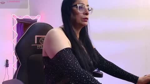 AMELY online show from October 25, 11:51 am