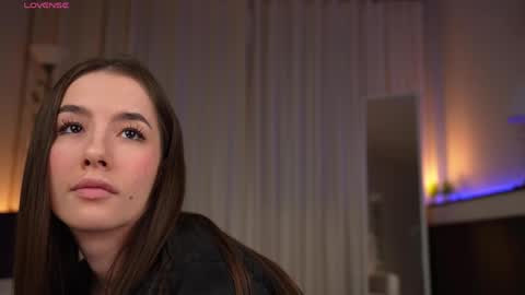 Amy  online show from May 8, 2:15 am