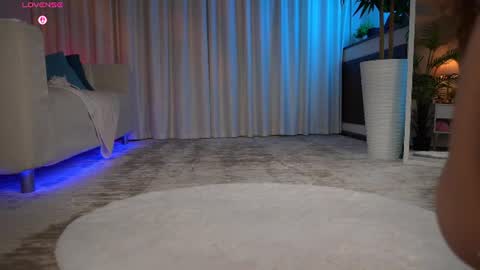 Amy  online show from August 1, 3:30 am