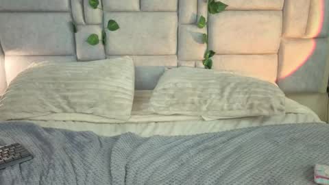      online show from October 29, 9:06 pm