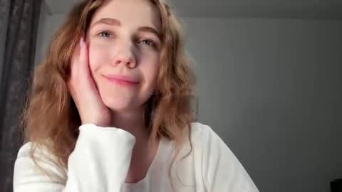 Emily online show from April 23, 2:30 pm