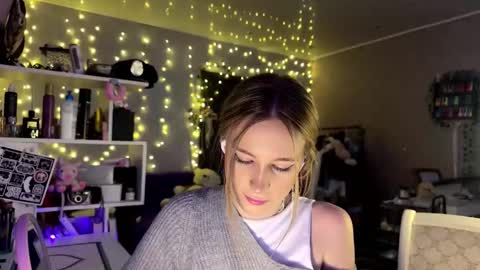 Amily online show from February 21, 2:07 pm