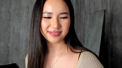 Snapshot of amina_artin chatting on December 28, 1:49 pm Amina online show from December 28, 1:49 pm