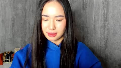 Snapshot of amina_artin chatting on December 19, 9:40 am Amina online show from December 19, 9:40 am