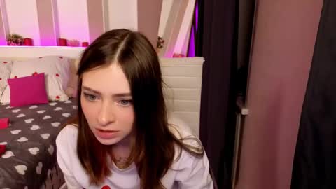 Amina online show from March 15, 10:50 am