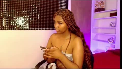 Amira online show from March 12, 12:13 am