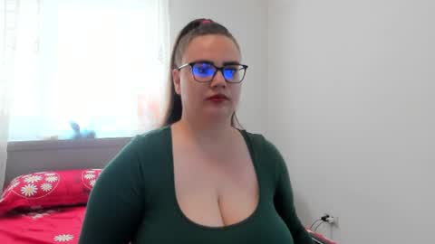 Amira Vyxen online show from June 8, 7:31 am