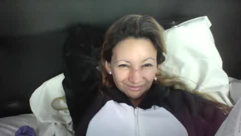 Paula D online show from May 15, 11:35 am