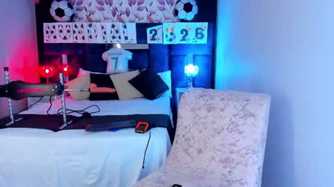 Ammy Jones online show from June 20, 8:01 pm
