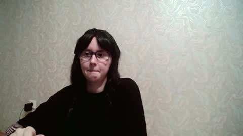 Amomira online show from February 3, 3:50 pm