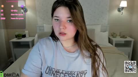 AmyGMT 2 Mon-Sun  0300am-0900am  online show from October 12, 6:49 am