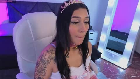 Amy online show from May 1, 12:41 pm