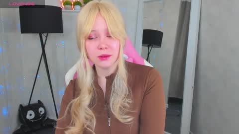 Amy online show from December 5, 12:54 am