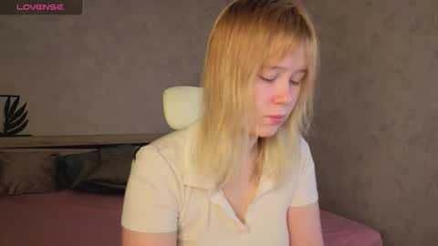 Amy online show from November 13, 12:20 am