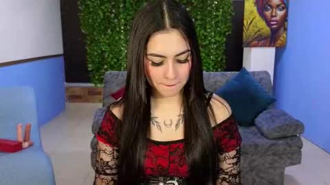 Amy online show from November 8, 9:09 pm