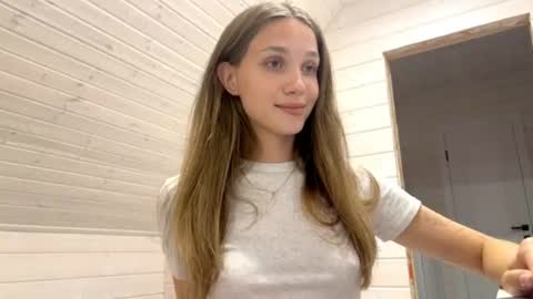 amy_meoww online show from August 4, 6:47 pm