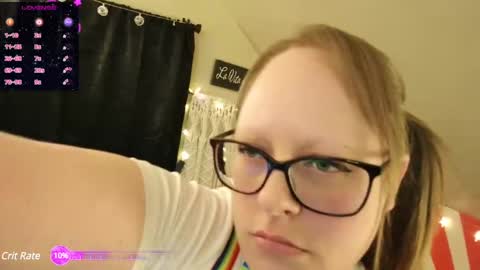 Snapshot of amyaphrodite chatting on February 22, 4:29 am Amy Aphrodite online show from February 22, 4:29 am