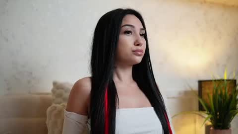  Amy  online show from June 8, 8:30 pm
