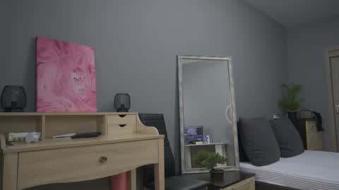 amylanee online show from October 19, 9:11 am