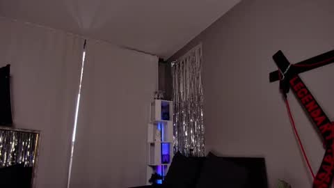 amylanee online show from February 9, 8:27 am