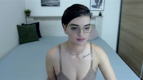 Hi there guys  My pleasure in your hands  pvt is open online show from July 8, 7:16 pm