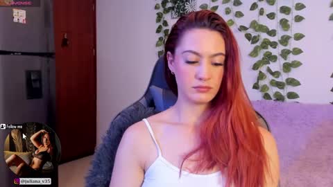 Snapshot of amypond__ chatting on February 18, 8:58 pm Amy online show from February 18, 8:58 pm